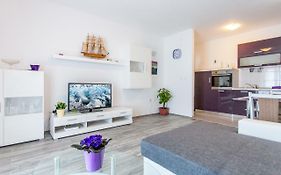 Apartman Miami Podstrana